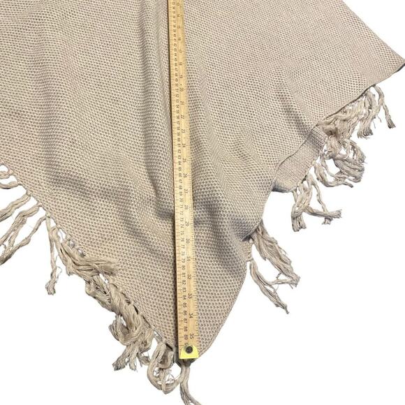 The Limited NWT Cream Textured Cowlneck Wool Fringed Poncho Sz S - Picture 7 of 7